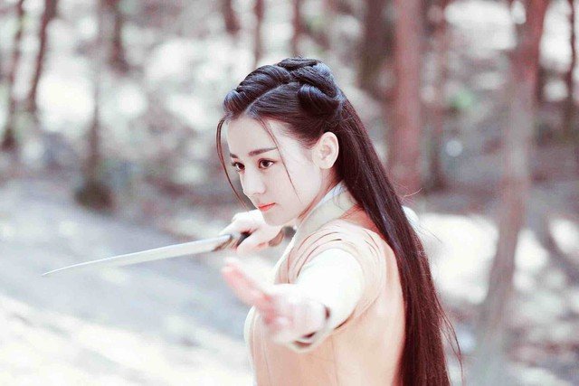 Dilraba Dilmurat - The brilliant flower of Xinjiang or the fairy descending to earth? 6